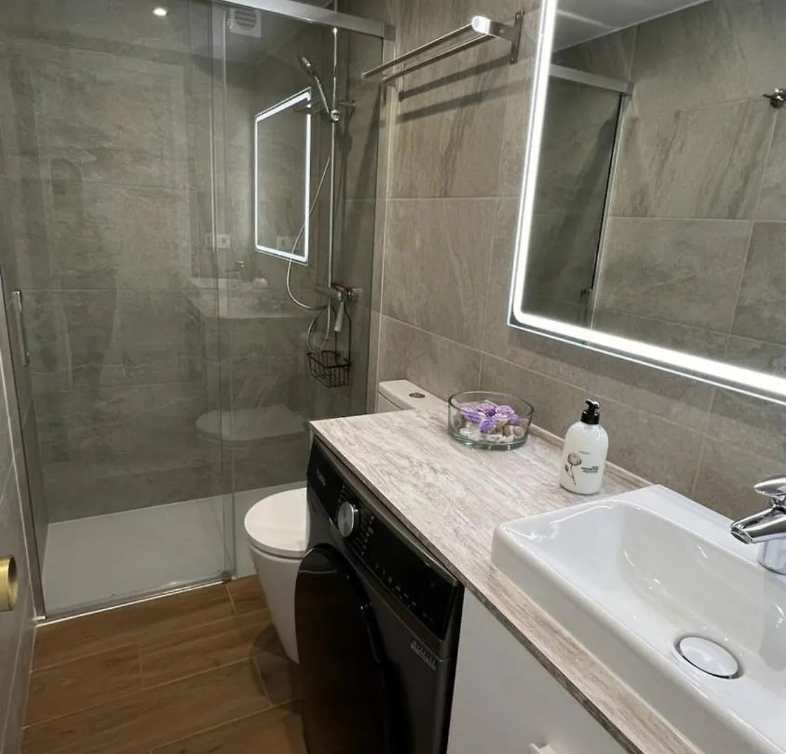 Precioso Apartamento En Roses Con Parking Cerca De Playa Apartment