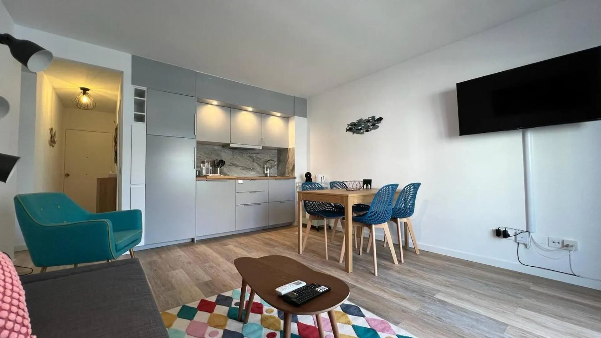 Apartment Precioso Apartamento En Roses Con Parking Cerca De Playa