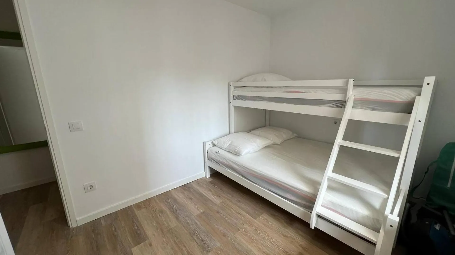Precioso Apartamento En Roses Con Parking Cerca De Playa Apartment