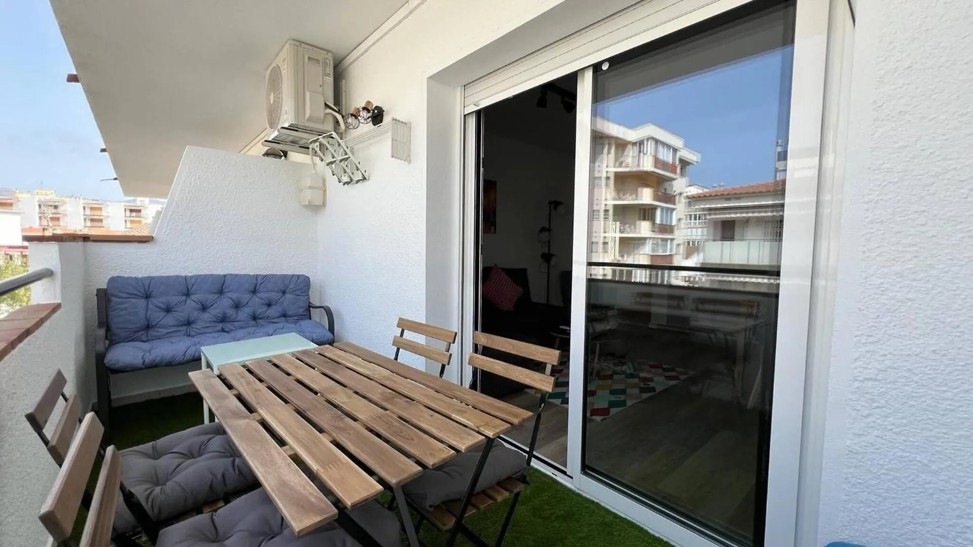 Lägenhet Precioso Apartamento En Roses Con Parking Cerca De Playa Spanien